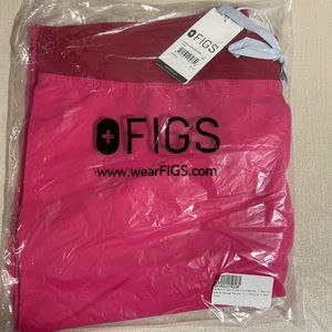 Figs Livingston scrub pants in Large-petite color shocking pink